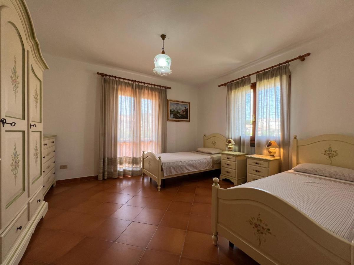 Spacious Apartment By The Sea Каниджоне Екстериор снимка
